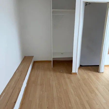 Holiday home Maison Meublee Pour 8 Personnes Avec 4